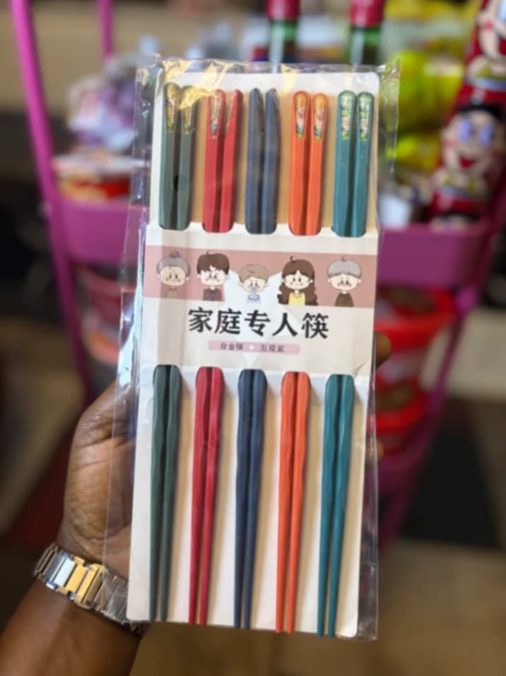 A pair of Reusable chopsticks