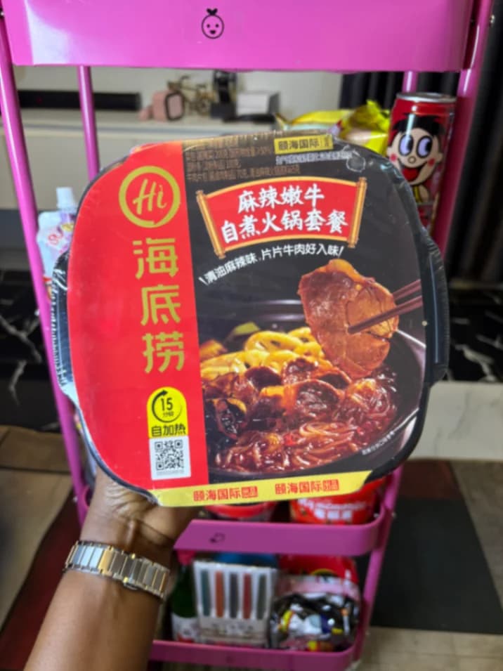 Self heating hotpot